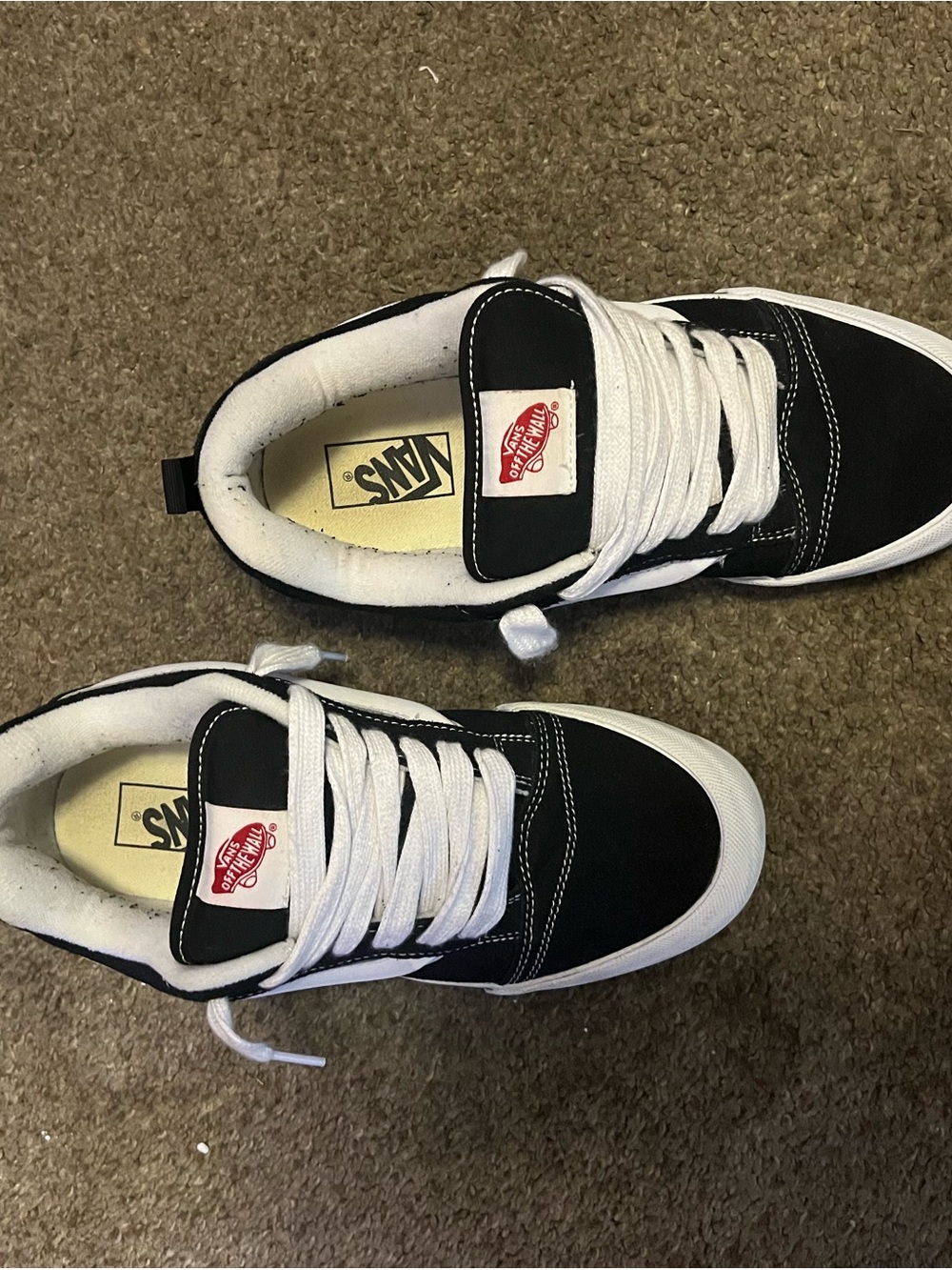 Vans Black and White Men’s Low-Top Sneakers